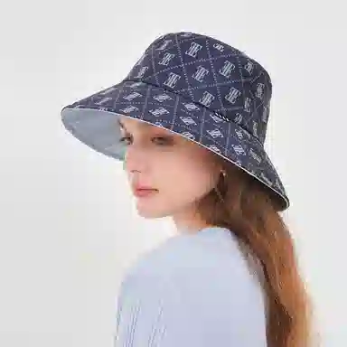 ELLE