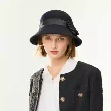 ELLE