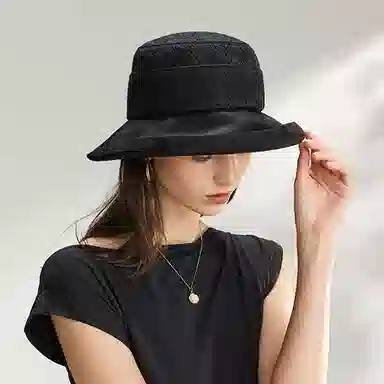 ELLE