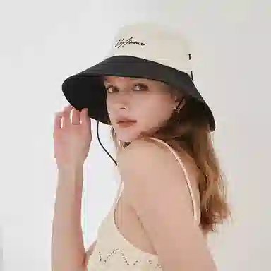 ELLE