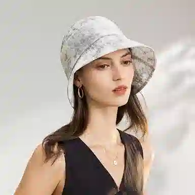ELLE