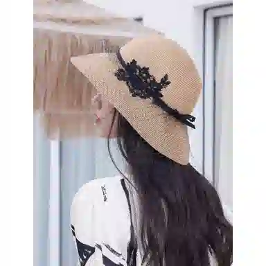 ELLE