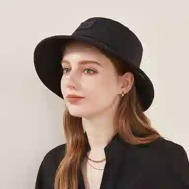 ELLE