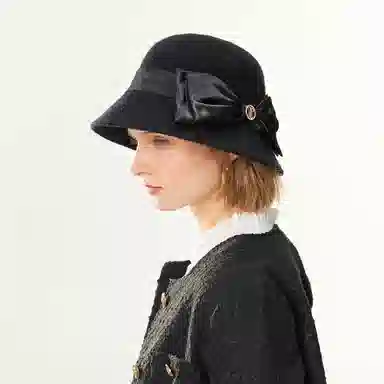 ELLE