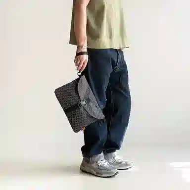 MYBRANDORIGINAL Classic Nylon Crossbody Bag Black