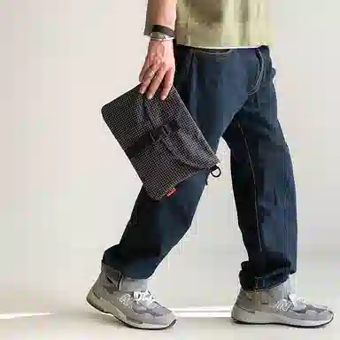 MYBRANDORIGINAL Classic Nylon Crossbody Bag Black