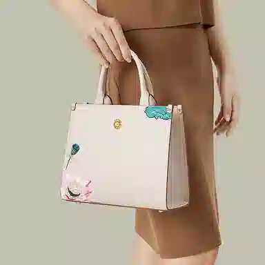 宫选 荷花系列 新潮古风复古香风 简约玉佩挂件 荷花莲花刺绣 山水庭院 牛皮 单肩斜挎手提包 小号 女款 荷塘月色