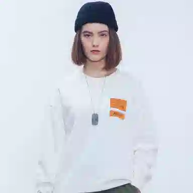 AKCLUB Retro Series Crewneck Sweatshirt