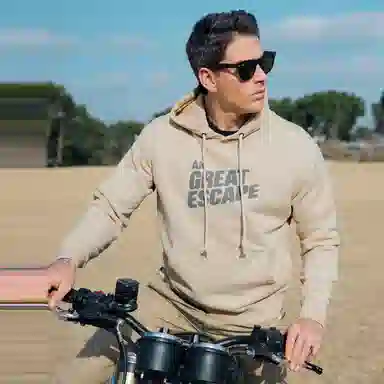 AKCLUB The Great Escape Hoodie