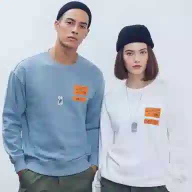 AKCLUB Retro Series Crewneck Sweatshirt