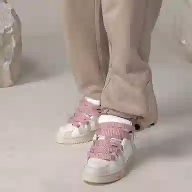 Palladium Skate