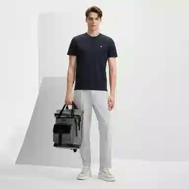 FILA T