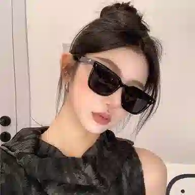 CMFY ins