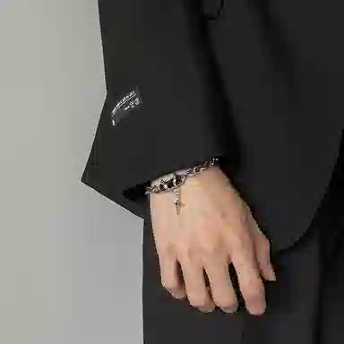 CMFY ins