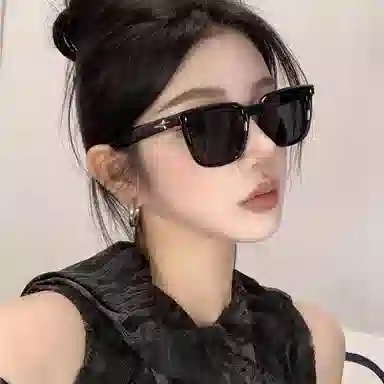 CMFY ins