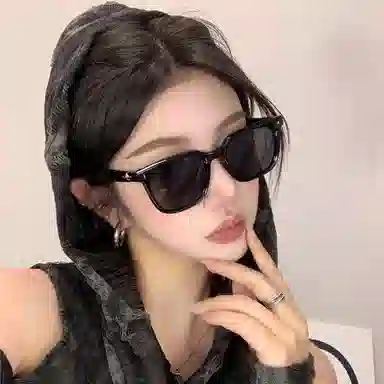 CMFY ins