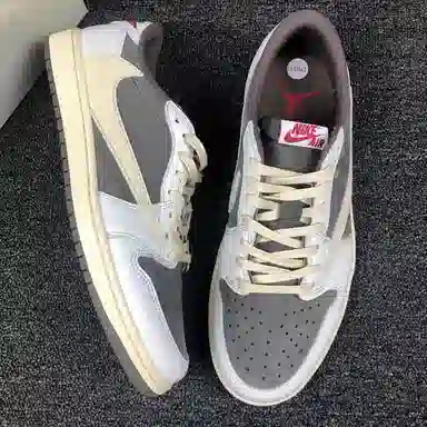 CMFY AJ1dunk