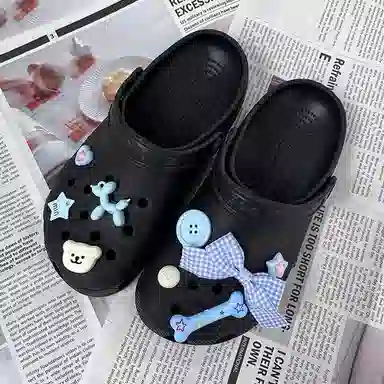 US8ACC CrocsDIY