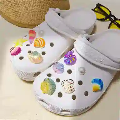 US8ACC CrocsDIY