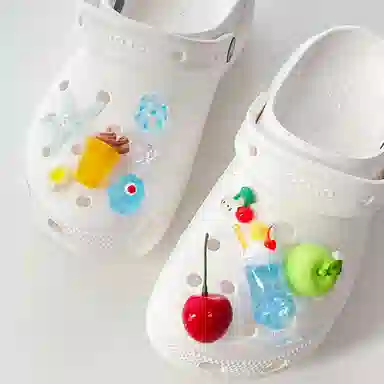 US8ACC crocs
