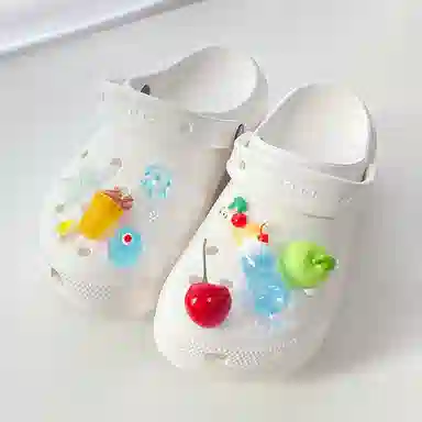 US8ACC crocs