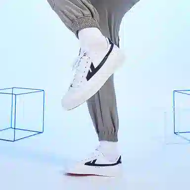 Warrior Classic Low White Black