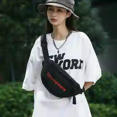 尼格尔情侣简约单肩斜挎包 街头休闲百搭运动单肩包 尼龙个性质感便携式胸包  男女同款