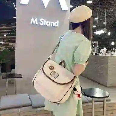 尼格尔 学生斜挎包女生单肩包韩版尼龙初中高中上课补习书包百搭包包 多色