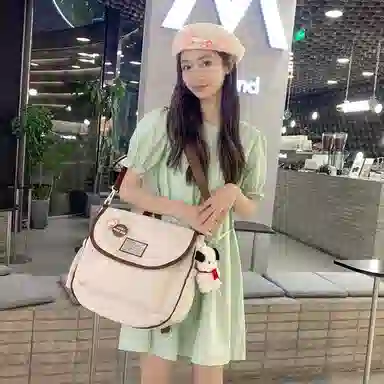 尼格尔 学生斜挎包女生单肩包韩版尼龙初中高中上课补习书包百搭包包 多色