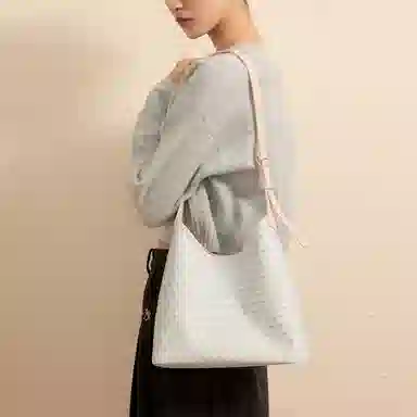 VANESSA HOGAN VH Hobo PVC