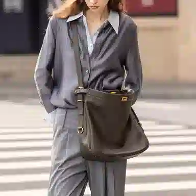 VANESSA HOGAN VH VH hobo