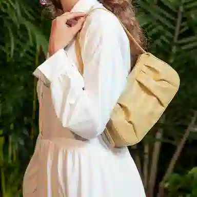 VANESSA HOGAN VH
