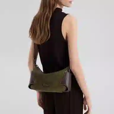 VANESSA HOGAN VH hobo