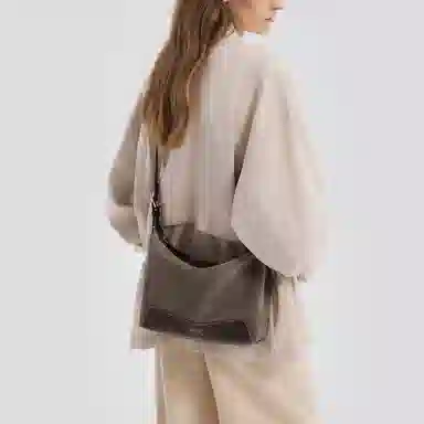 VANESSA HOGAN VH hobo