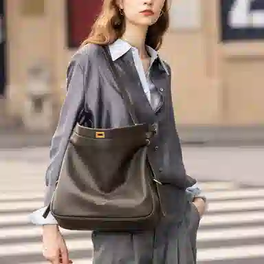 VANESSA HOGAN VH VH hobo