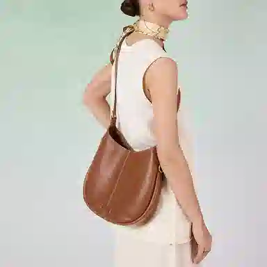 VANESSA HOGAN VHHobo