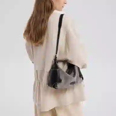 VANESSA HOGAN VH hobo