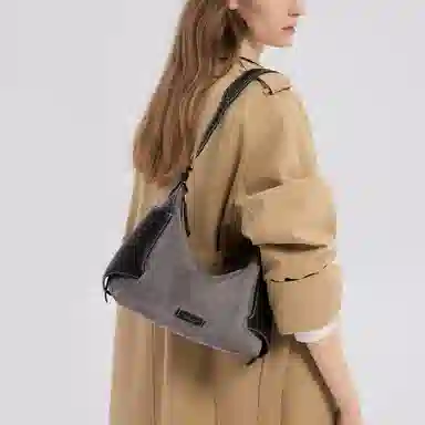VANESSA HOGAN VH hobo