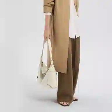 VANESSA HOGAN VHhobo