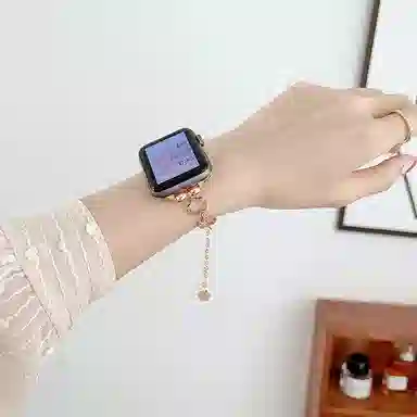 VERENA REINEAppleWatch 38-41 135mm