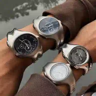 KIOSK Quartz Black Dial