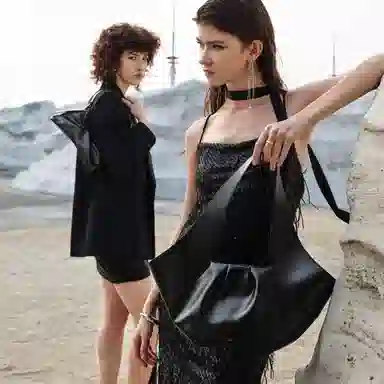 INJOYLIFE Tote Bag Black