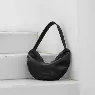 INJOYLIFE Banana Boat Shoulder Bag Black