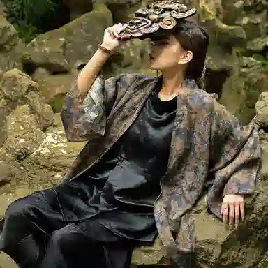 Sansheng Liubu Dunhuang Yi