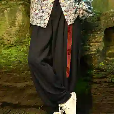 Sansheng Liubu Black Straight-Leg Pants