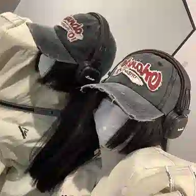 八小万 复古做旧破洞辣妹网红 棉 鸭舌帽 女款