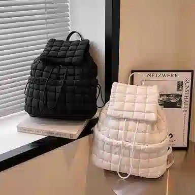 辛巴赫 百搭潮流格子轻便旅游大容量 尼龙 双肩包 常规 女款 多色