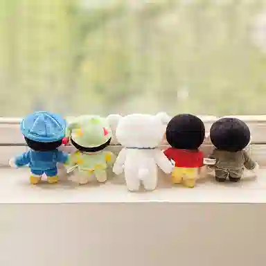 x Crayon Shinchan IP