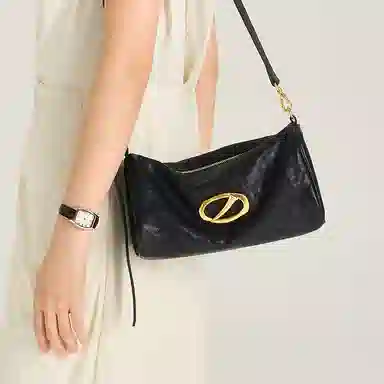 SUPERMERCY Pillow Bag墨黑色