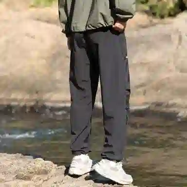 西行纪 美式高街裤口抽绳可调节设计宽松褶皱垂感直筒山系户外机能风降落伞兵裤简约运动百搭休闲裤 男女同款